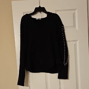 VENUS Black V-Neck Sweater with Pearl-Trim Sleeve